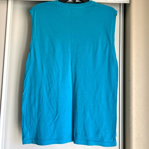 Sleeveless top - Picture 2 of 2